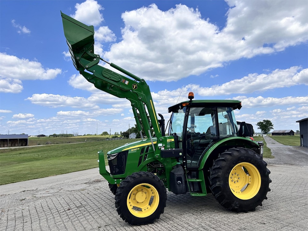 2018 John Deere 5090M