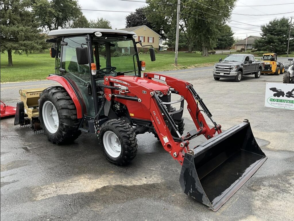 2018 Massey Ferguson 1735M