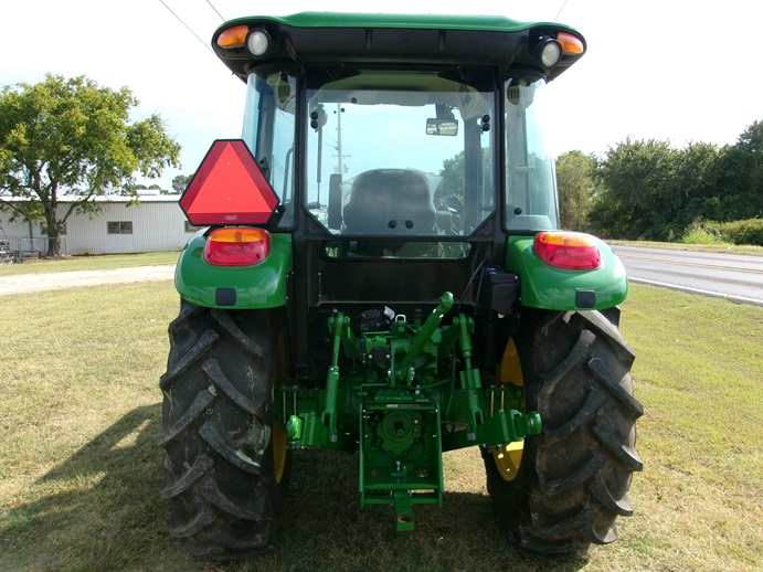 2020 John Deere 5075E